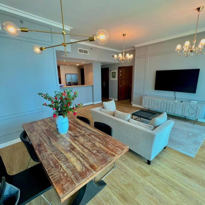 First Class 2Br With Full Dubai Boulevard View المظهر الخارجي الصورة